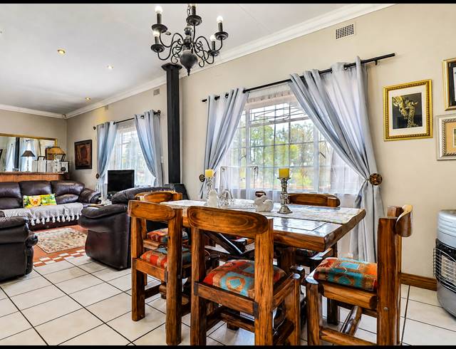 4 BEDROOM HOUSE FOR SALE IN LYTTELTON MANOR